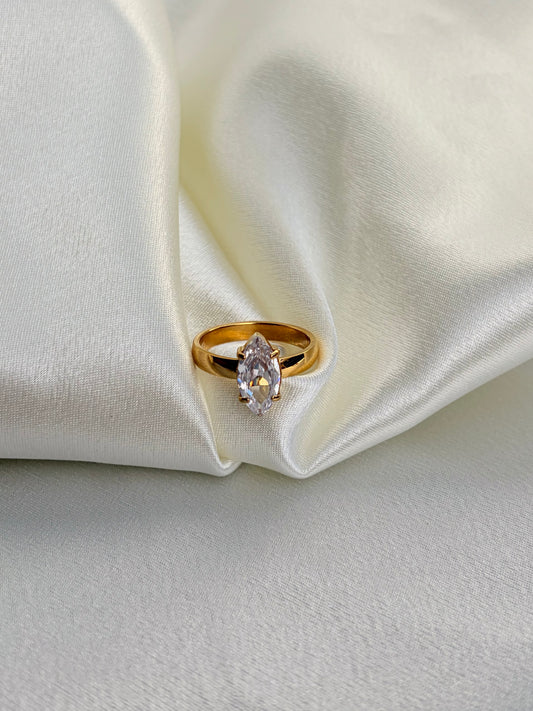 MARQUISE ZIRCON RING
