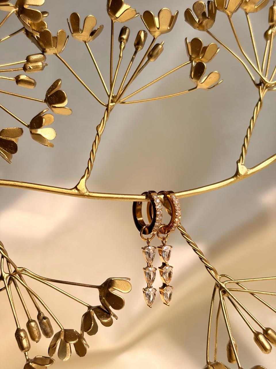 ZIRCON TRAIL HOOPS