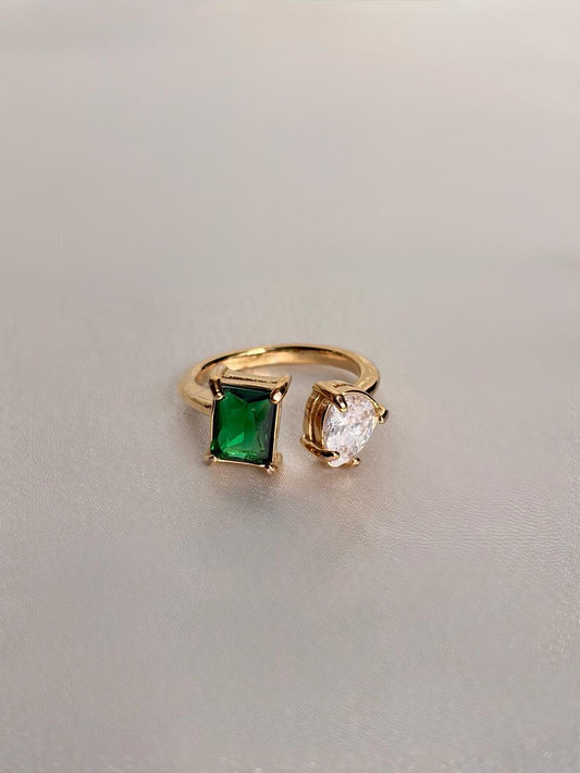 TOI ET MOI EMERALD RING