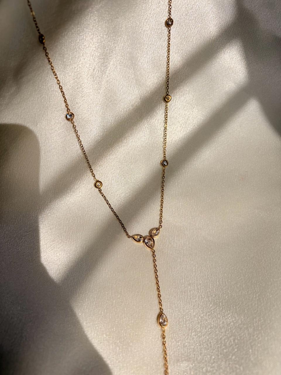 CRYSTAL LARIAT NECKLACE
